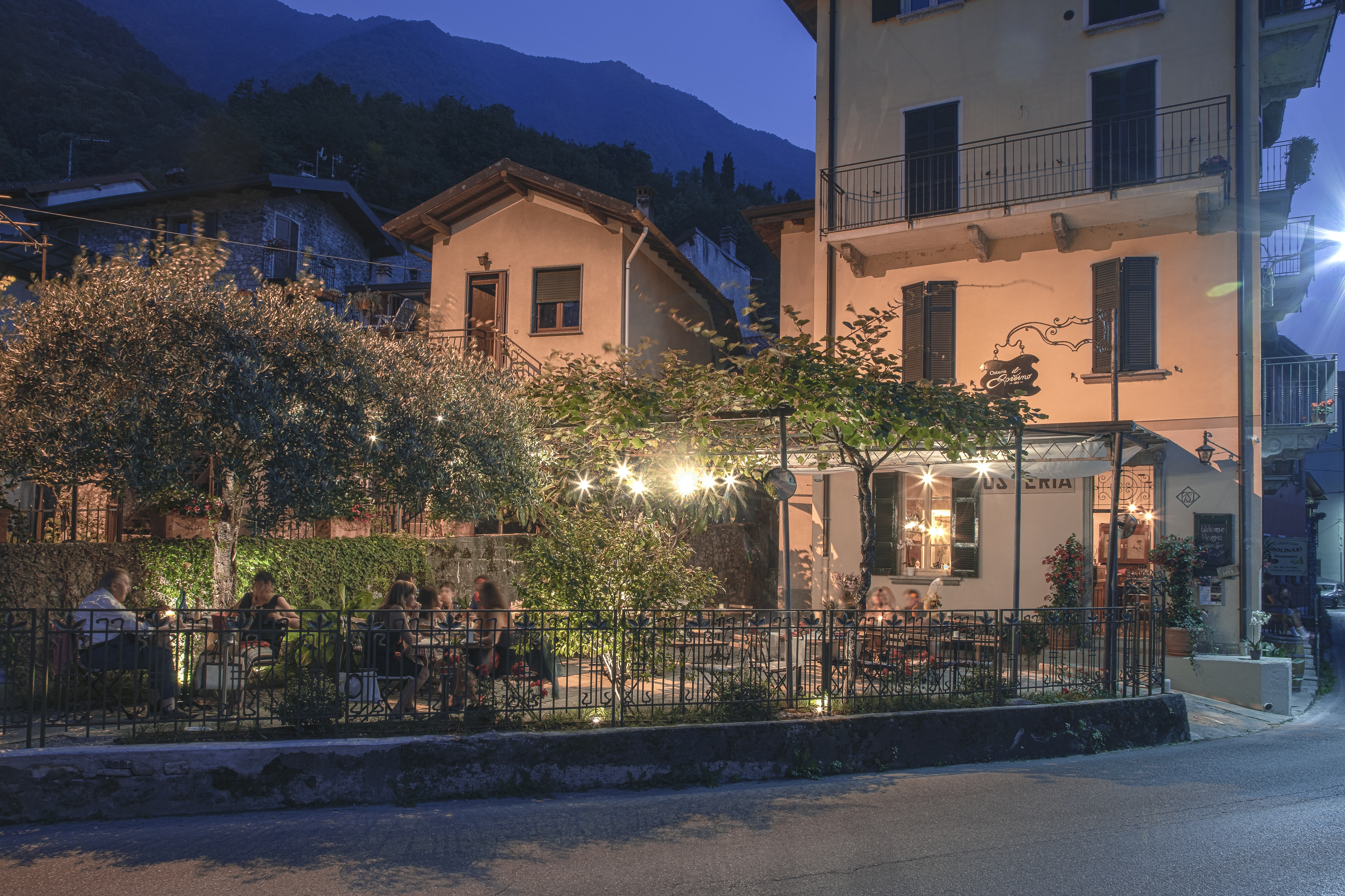 Osteria del Governo 1801 porta a sette i Locali Storici di Como e del lago nella guida 2020